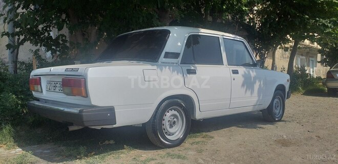 LADA (VAZ) 2107 2005, 105,800 km - 1.5 l - Yevlax