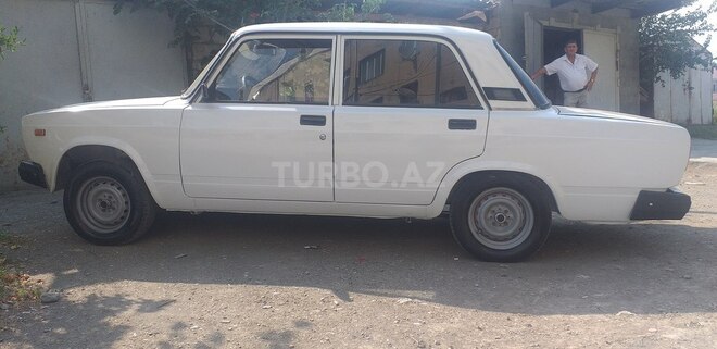 LADA (VAZ) 2107 2005, 105,800 km - 1.5 l - Yevlax