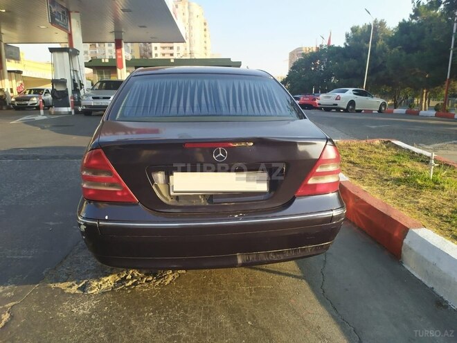 Mercedes C 200 2000, 218,000 km - 2.0 l - Bakı
