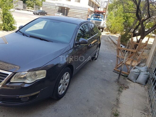 Volkswagen Passat 2006, 190,000 km - 2.0 l - Bakı