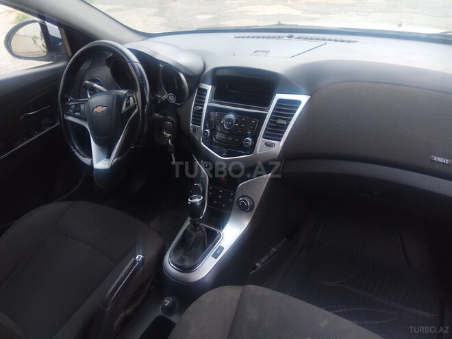 Chevrolet Cruze 2012, 135,000 km - 1.6 l - Şəmkir
