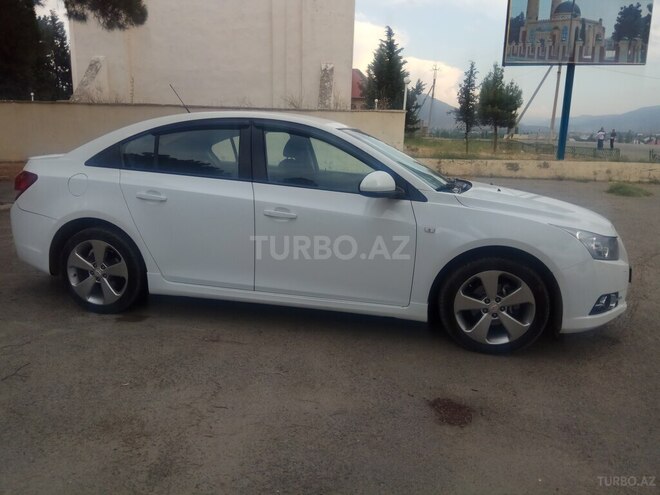 Chevrolet Cruze 2012, 135,000 km - 1.6 l - Şəmkir