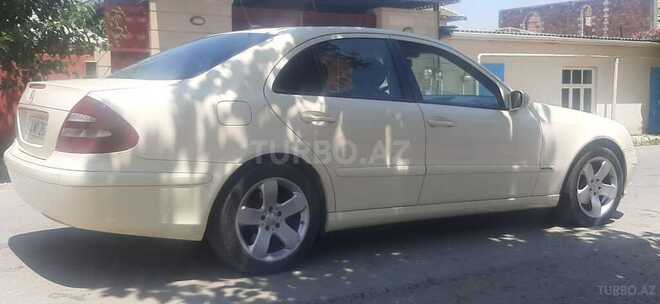 Mercedes E 220 2005, 346,213 km - 2.2 л - Biləsuvar