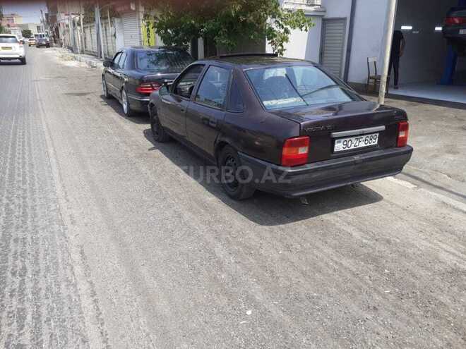 Opel Vectra 1993, 286,500 km - 1.8 l - Bakı