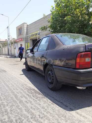 Opel Vectra 1993, 286,500 km - 1.8 l - Bakı