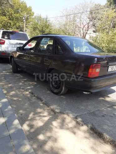 Opel Vectra 1993, 286,500 km - 1.8 l - Bakı