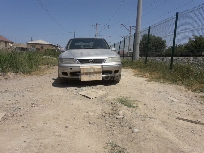 Opel Vectra 1999, 325,400 km - 2.0 л - Sumqayıt
