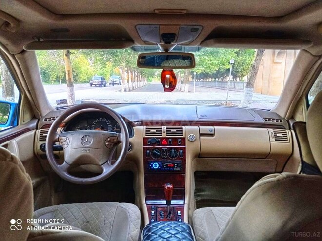 Mercedes E 270 1999, 400,000 km - 2.7 l - İmişli