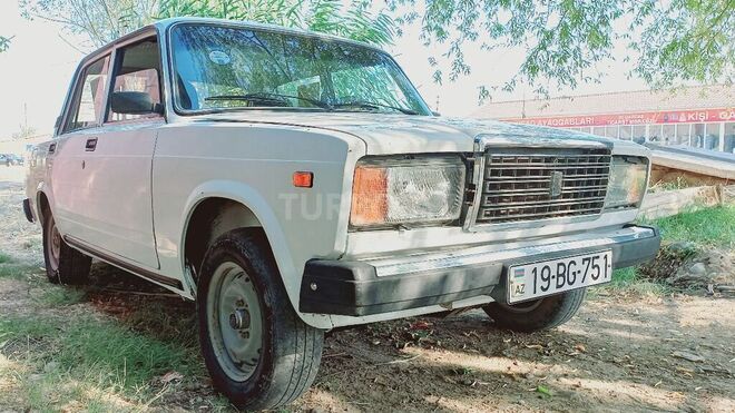 LADA (VAZ) 2107 2006, 19,658 km - 1.6 l - Füzuli