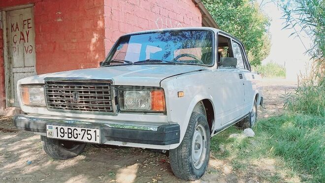 LADA (VAZ) 2107 2006, 19,658 km - 1.6 l - Füzuli