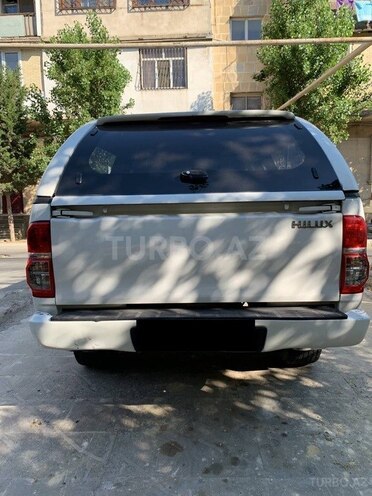 Toyota Hilux 2008, 155,000 km - 2.7 l - Bakı