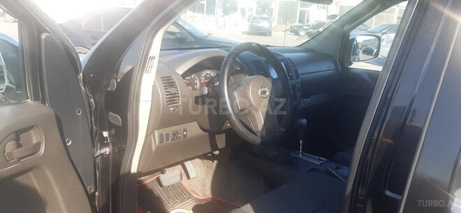 Nissan Navara 2011, 298,000 km - 2.5 л - Bakı