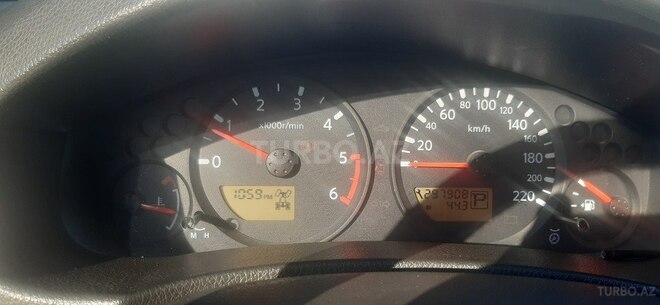 Nissan Navara 2011, 298,000 km - 2.5 л - Bakı