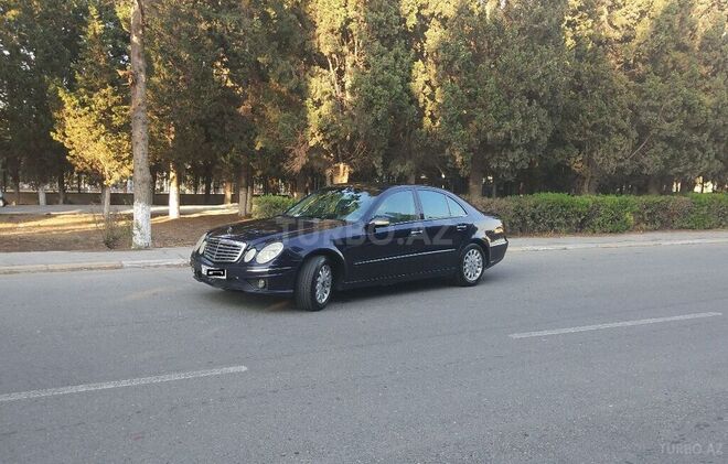 Mercedes E 220 2004, 350,000 km - 2.2 l - Sumqayıt