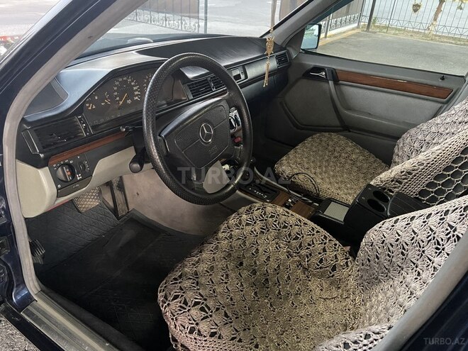 Mercedes E 220 1994, 560,000 km - 2.2 l - Bakı