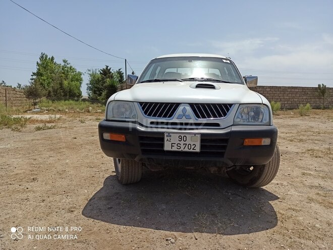 Mitsubishi L200 2005, 350,000 km - 2.5 l - Bakı
