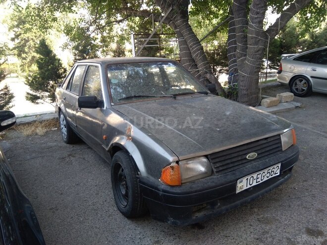 Ford Escort 1985, 250,000 km - 1.8 л - Bakı