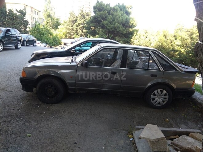 Ford Escort 1985, 250,000 km - 1.8 л - Bakı