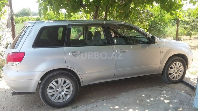 Mitsubishi Airtrek 2002, 230,000 km - 2.0 l - Şirvan