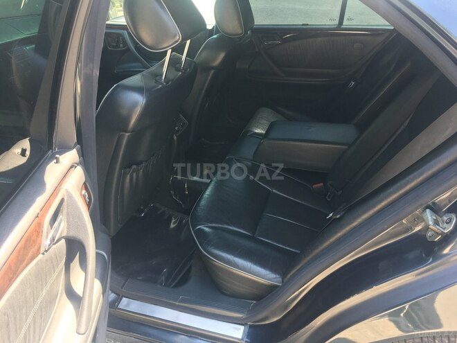Mercedes E 270 2001, 241,041 km - 2.7 л - Sumqayıt
