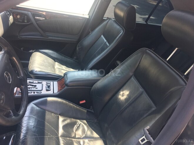 Mercedes E 270 2001, 241,041 km - 2.7 л - Sumqayıt