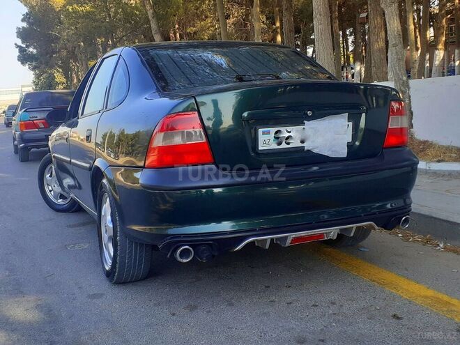 Opel Vectra 1998, 256,352 km - 1.8 l - Bakı