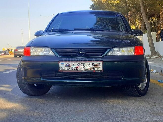 Opel Vectra 1998, 256,352 km - 1.8 l - Bakı
