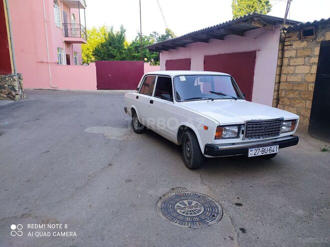 LADA (VAZ) 2107 2004, 880,000 km - 1.6 l - Qusar