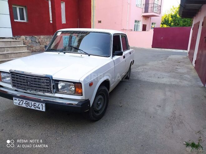 LADA (VAZ) 2107 2004, 880,000 km - 1.6 l - Qusar