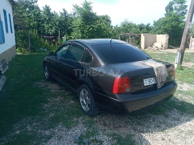 Volkswagen Passat 1998, 223,653 km - 1.8 l - Qusar
