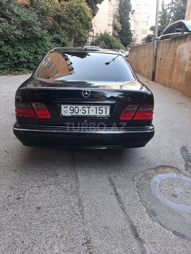 Mercedes E 220 2000, 501,000 km - 2.2 л - Bakı