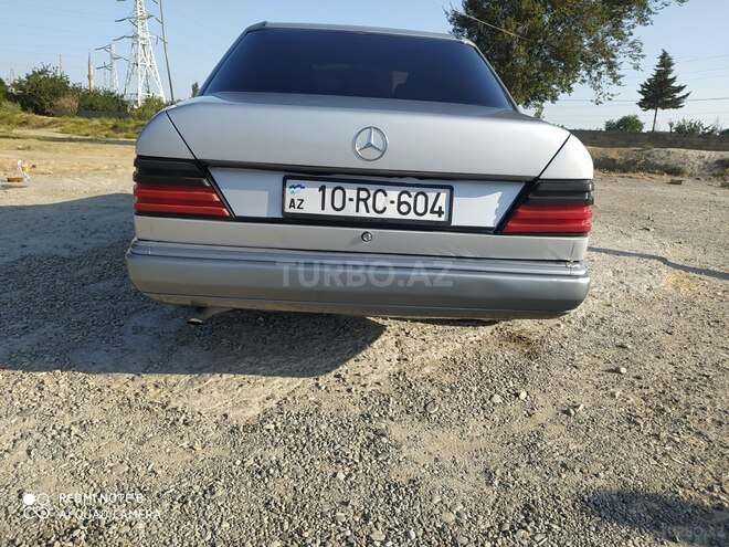 Mercedes E 230 1990, 226,559 km - 2.3 л - Sumqayıt