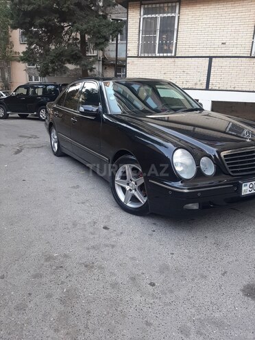 Mercedes E 220 2000, 501,000 km - 2.2 л - Bakı