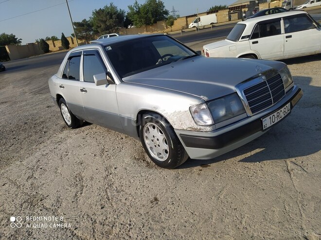 Mercedes E 230 1990, 226,559 km - 2.3 л - Sumqayıt