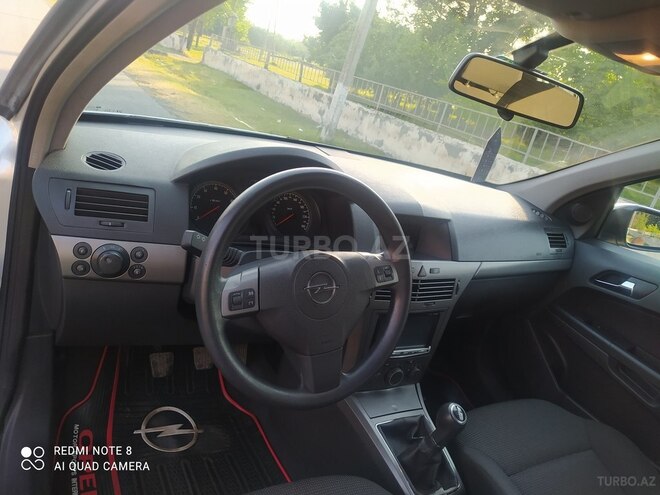 Opel Astra 2005, 190,000 km - 1.4 л - Zaqatala