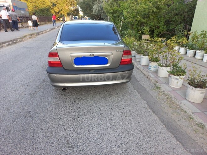 Opel Vectra 1996, 246,573 km - 2.0 л - Sumqayıt