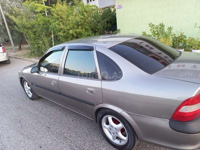 Opel Vectra 1996, 246,573 km - 2.0 л - Sumqayıt