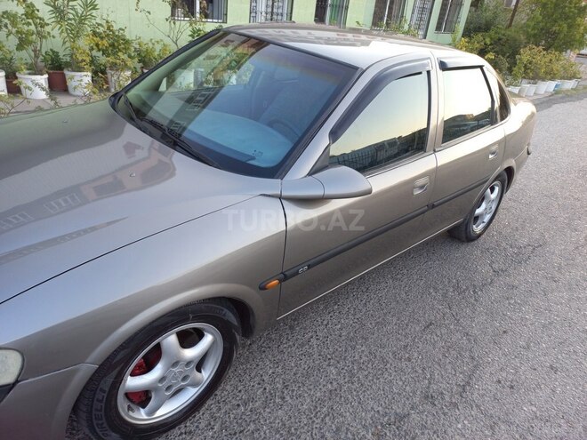 Opel Vectra 1996, 246,573 km - 2.0 л - Sumqayıt