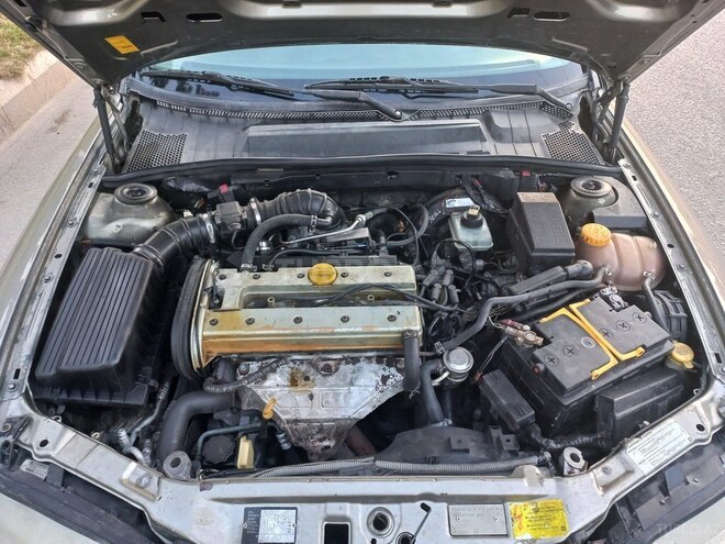Opel Vectra 1996, 246,573 km - 2.0 л - Sumqayıt