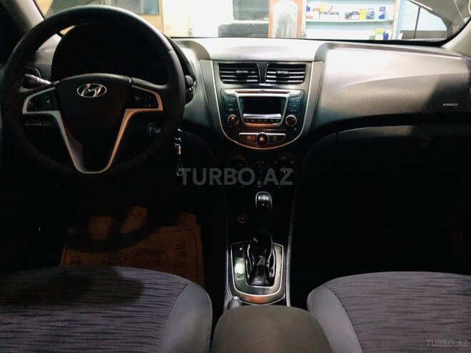 Hyundai Accent 2015, 139,670 km - 1.6 l - Bakı