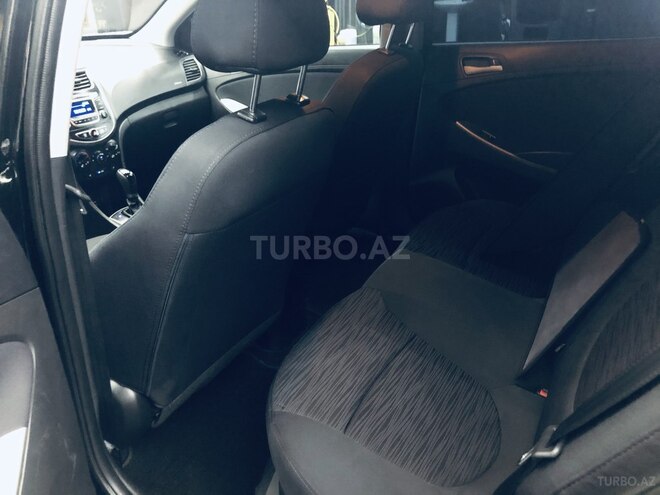 Hyundai Accent 2015, 139,670 km - 1.6 l - Bakı
