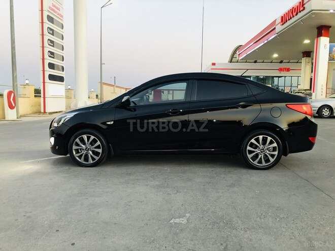 Hyundai Accent 2015, 139,670 km - 1.6 l - Bakı