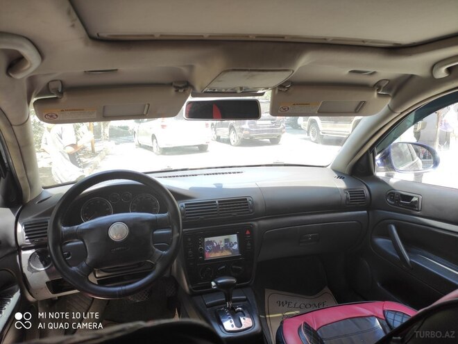 Volkswagen Passat 2004, 570,023 km - 1.8 l - Sumqayıt