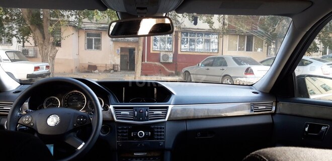 Mercedes E 350 2009, 203,000 km - 3.5 л - Bakı