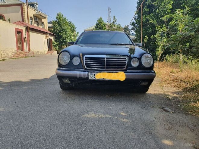 Mercedes E 200 1998, 328,750 km - 2.0 l - Bakı