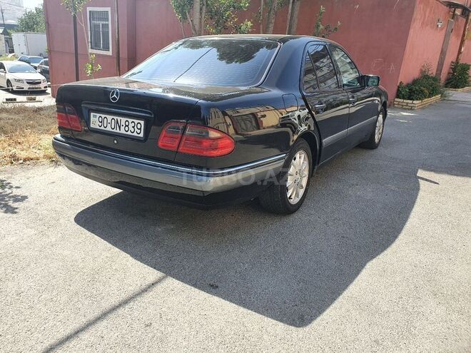 Mercedes E 200 1998, 328,750 km - 2.0 l - Bakı