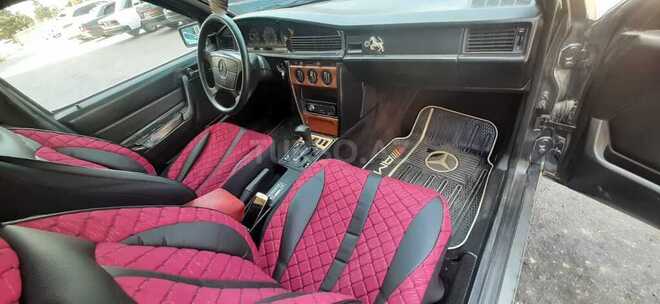 Mercedes 190 1991, 298,600 km - 2.0 л - Bakı