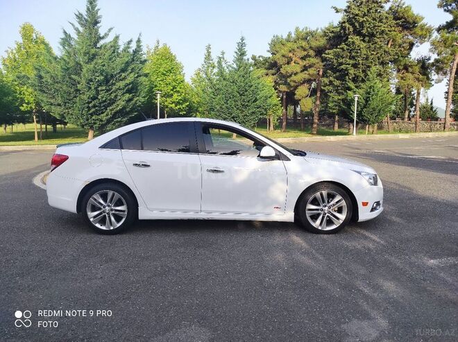 Chevrolet Cruze 2013, 90,500 km - 1.4 l - Qax