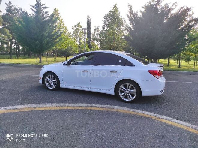 Chevrolet Cruze 2013, 90,500 km - 1.4 l - Qax