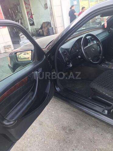 Mercedes C 240 2000, 220,000 km - 2.4 l - Bakı